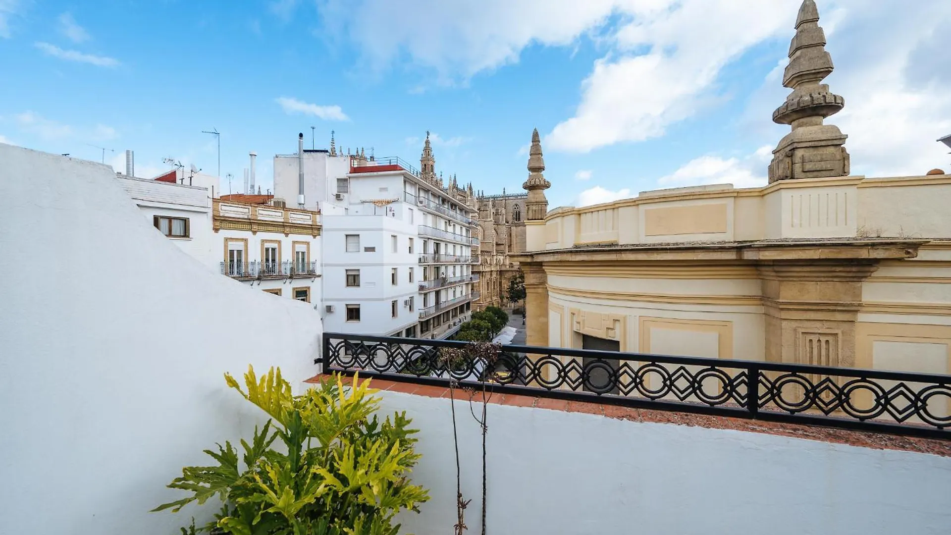 Homeyseville-Amazing Views Cathedral Tomas De Ibarra - 8 Pax, Parking Optional