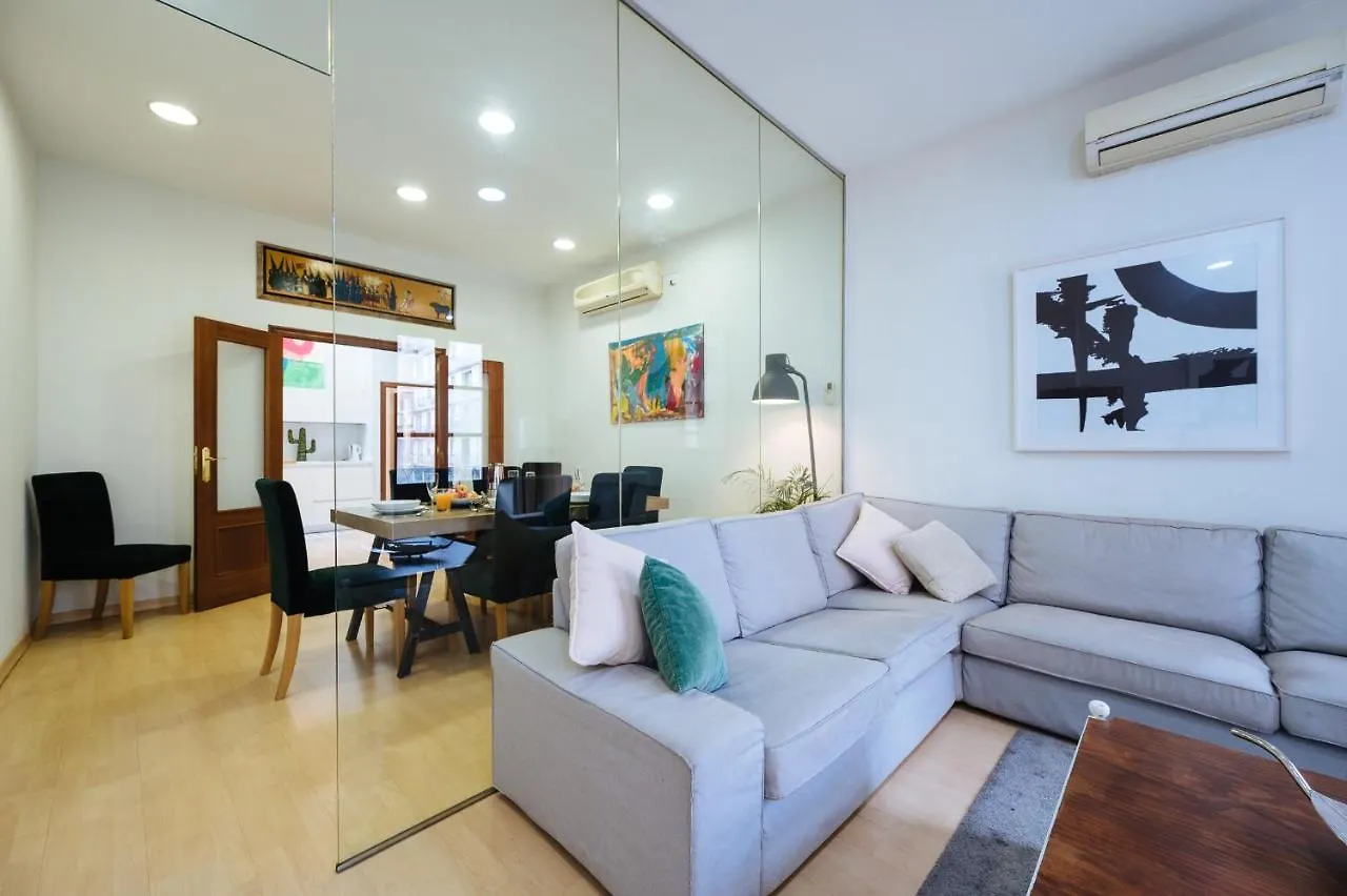 Homeyseville-Amazing Views Cathedral Tomas De Ibarra - 8 Pax, Parking Optional Seville